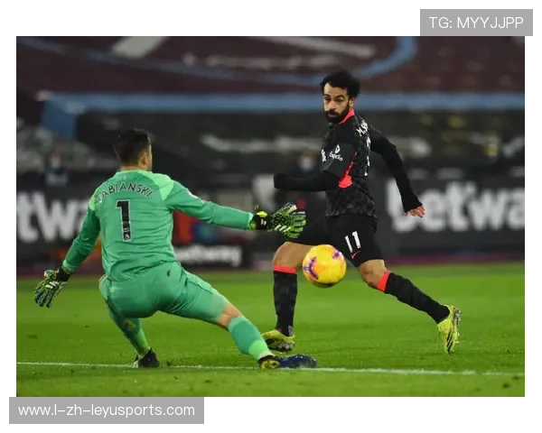 利物浦门前混战，菲尔米诺贴地推射锁定胜局